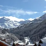 6 Pieces Renove Pour 10, Centre Meribel, Proche Pistes, Avec Wifi - Fr-1-411-8 Apartment Les Allues