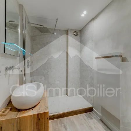 6 Pieces Renove Pour 10, Centre Meribel, Proche Pistes, Avec Wifi - Fr-1-411-8 Apartment *